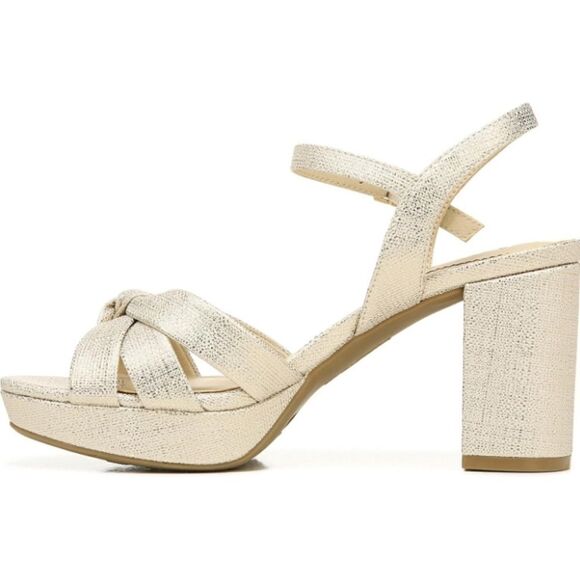 Life Stride Soft System "Lucky" 3 1/2" block heel sandal in Gold size 10M NWT - Picture 1 of 9